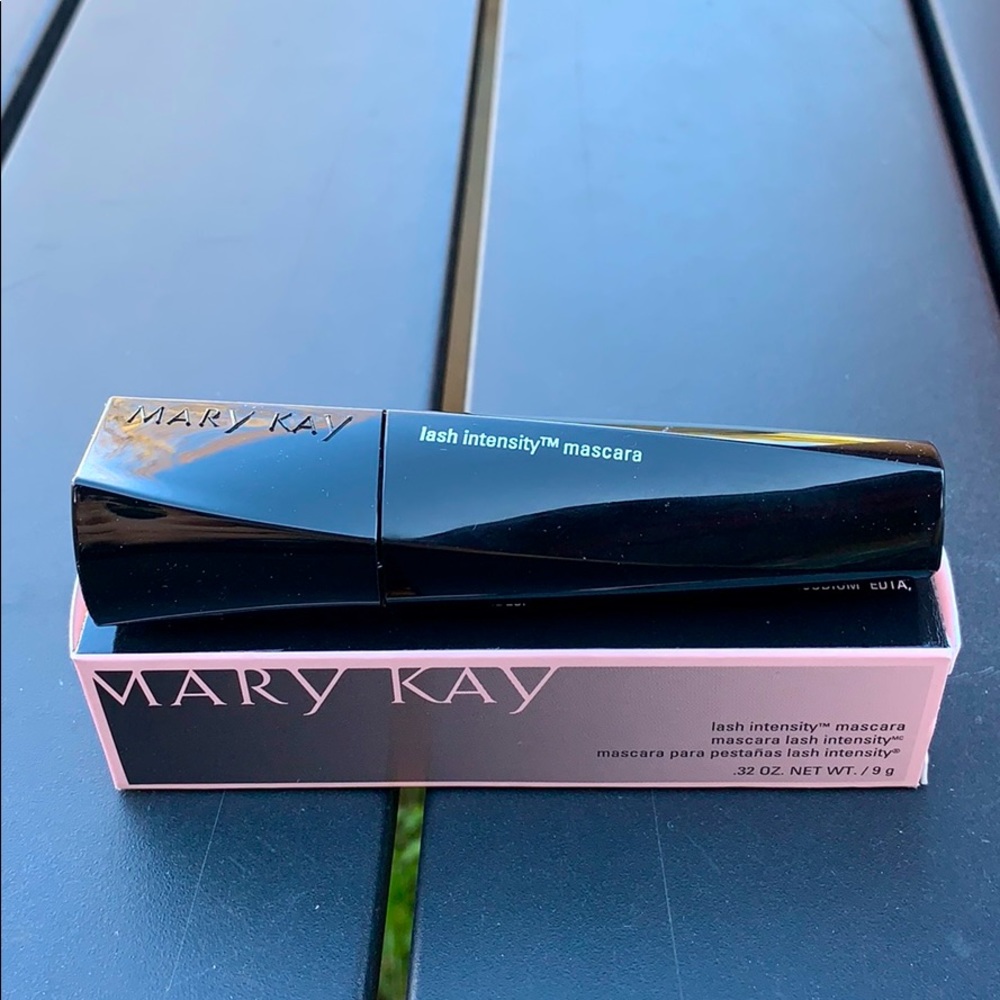 Mary Kay lash intensity Mascara